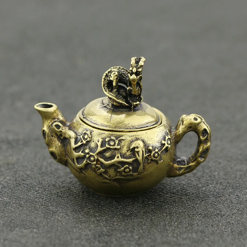 

Mini Copper Teapot with Lid Figurines Home Decoration Office Desk Decor Bronze Carving Miniatures Brass Retro Small Ornaments