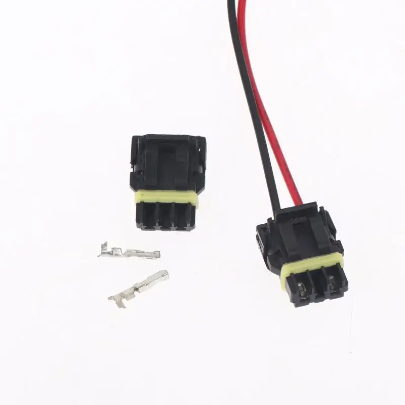 2 Way 52116-0241 Automotive Mirror Plug Waterproof and Turn Signal Ready for All-Weather Performance