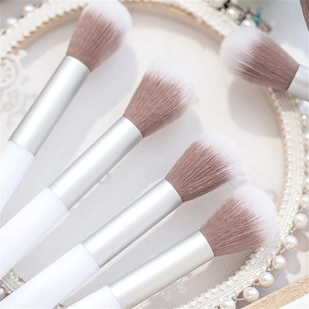 1PC Makeup Brush Professional Blush Brushes Soft Brush Highlighter Bronzer Brush Powder Brushes Cosmetics Make Up Tools