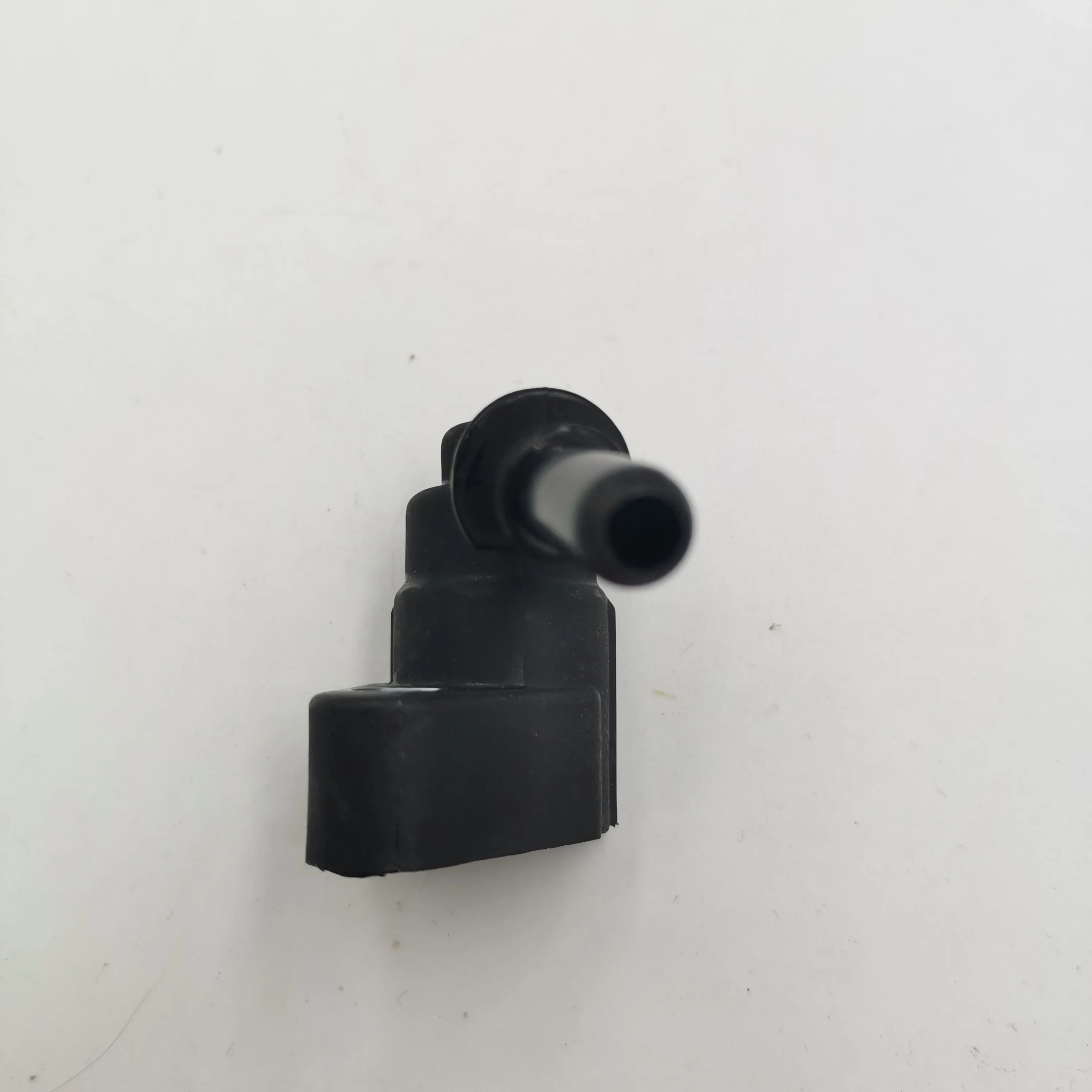 Scooter GY6 EFI Motorcycle Injector Nozzle Holder YM-ZL-110