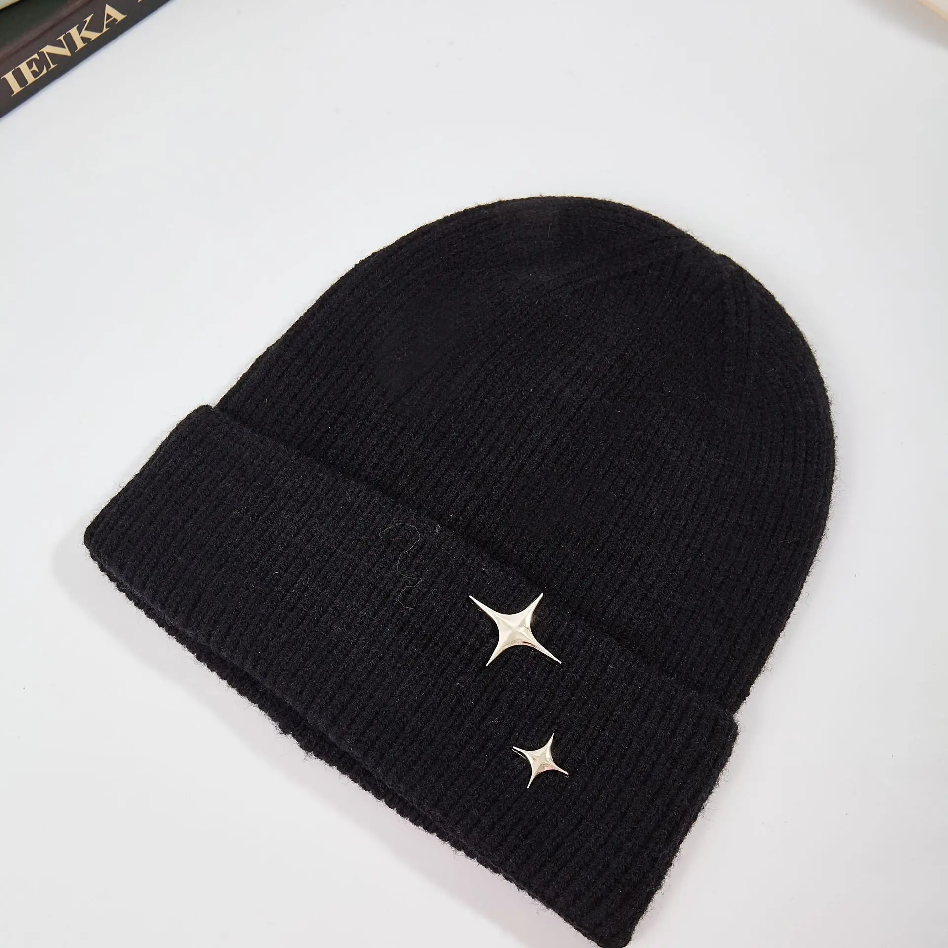 Women Autumn Winter Large Brim Knit Hat, 4-Point Star Bow Knot Head Cover Cap, Versatile Headwear for Travel Street Daily Wear