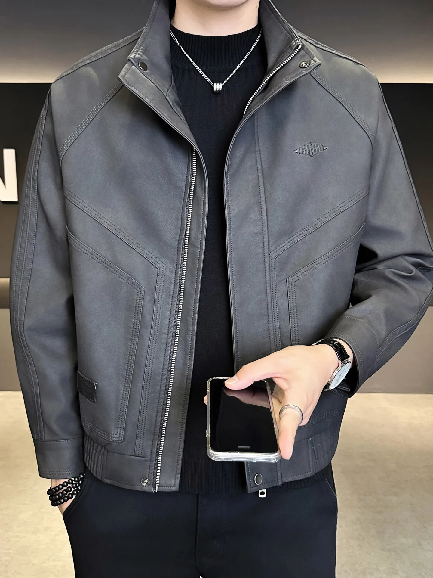 Faionable ريترو مطرز الجلود Jaet الرجال الوقوف طوق سستة إغلاق طويل Sve عادية Sle الخريف الشتاء جديد Arr...