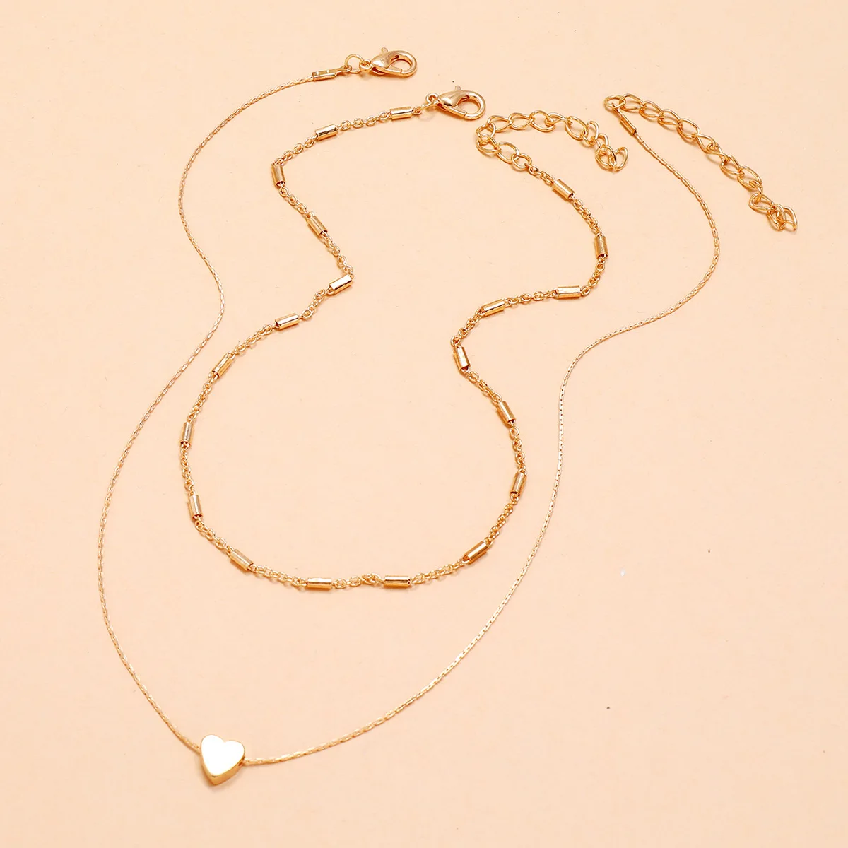 2 Stück modische, schlichte Halskette mit Herzanhänger für Damen, in Gold- und Silberfarben, als Halskette oder Choker, trendiger Party-Schmuck, Geschenk für Mädchen. – Detail 3