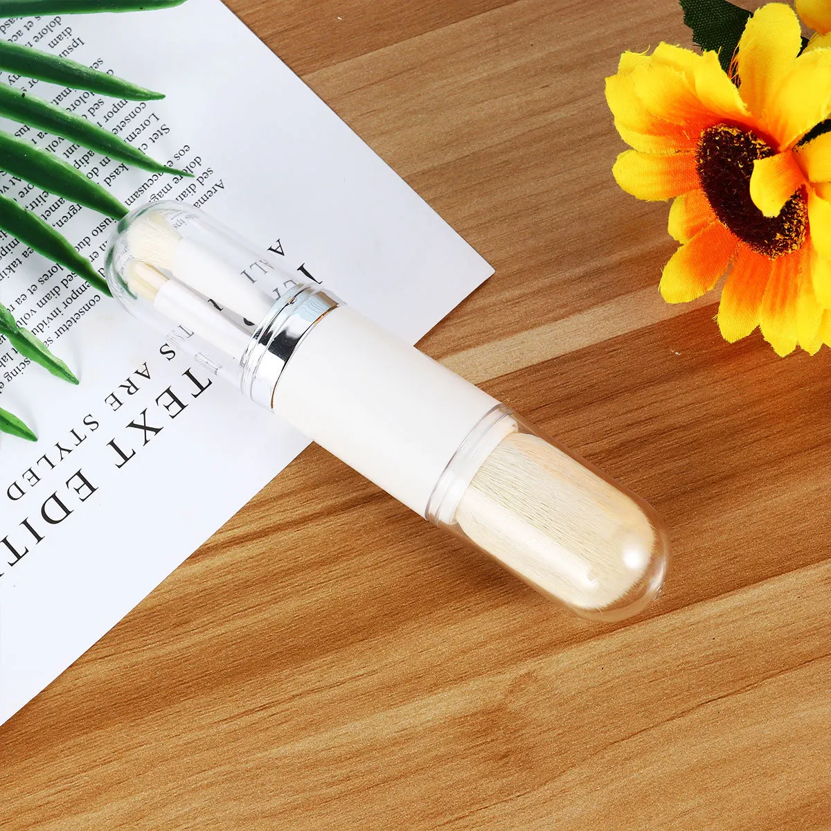 مجموعة فرش مكياج متعددة الوظائف برأس مزدوج محمولة 4 في 1، أدوات مدمجة مع حقيبة للسفر للاستخدام اليومي باللون الأبيض #4