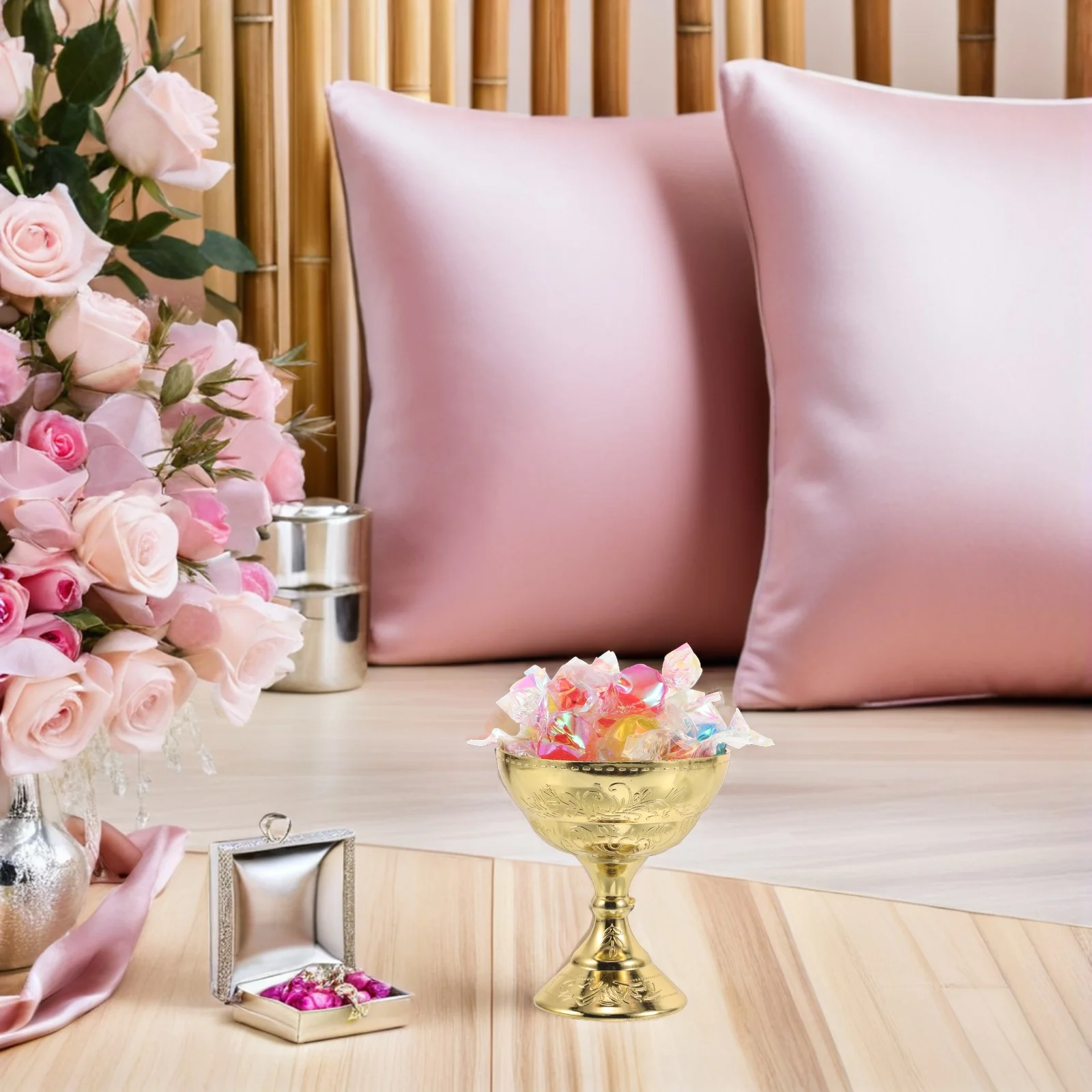 

12pcs Plastic Dessert Serving Cups Wedding Candy Containers Embossed Vintage Stemmed Goblet Buffet Party Supplies Holiday Snack