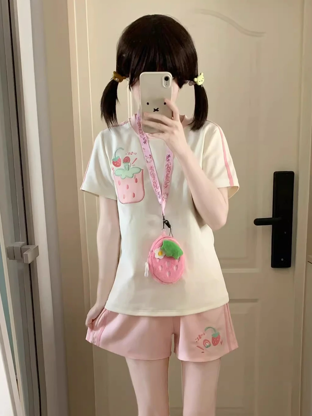 

Cute Strawberry Embroidery Slim Versatile Short-sleeved Shorts Set Women Japanese Sweet Girl Pink Splicing Casual Two-piece Set