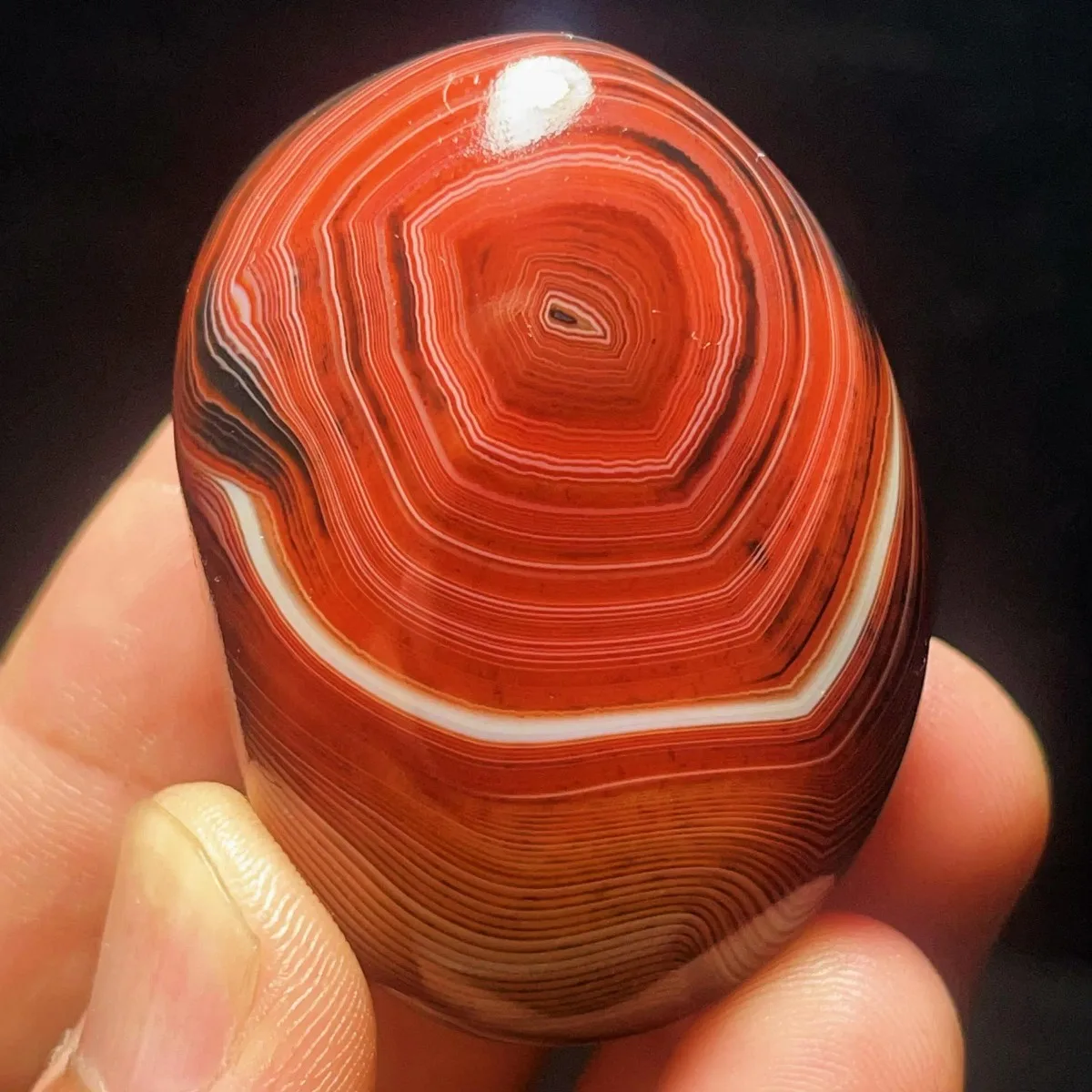 Smooth Texture Banded Agate Palm Stone, Polished Tumbled, Stripe Pattern, Collector Gift, Natural Stone, Crystal Collection