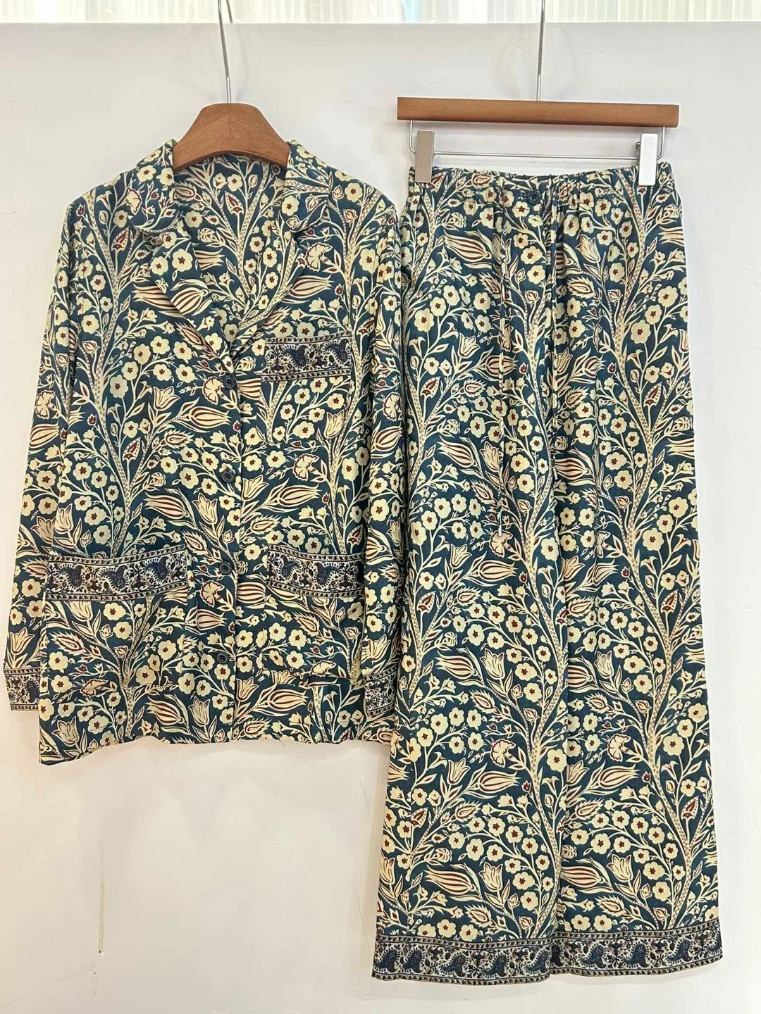 Double sided pure floral printed silk wide leg pant suit