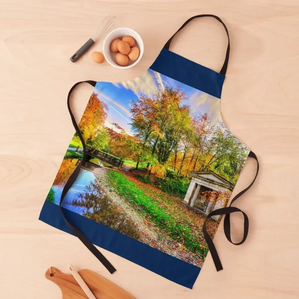 

Hubbards Hills, Louth, Autumn Leaves Apron Kitchens Woman waiter christmas 2025 Women's Dresses Apron