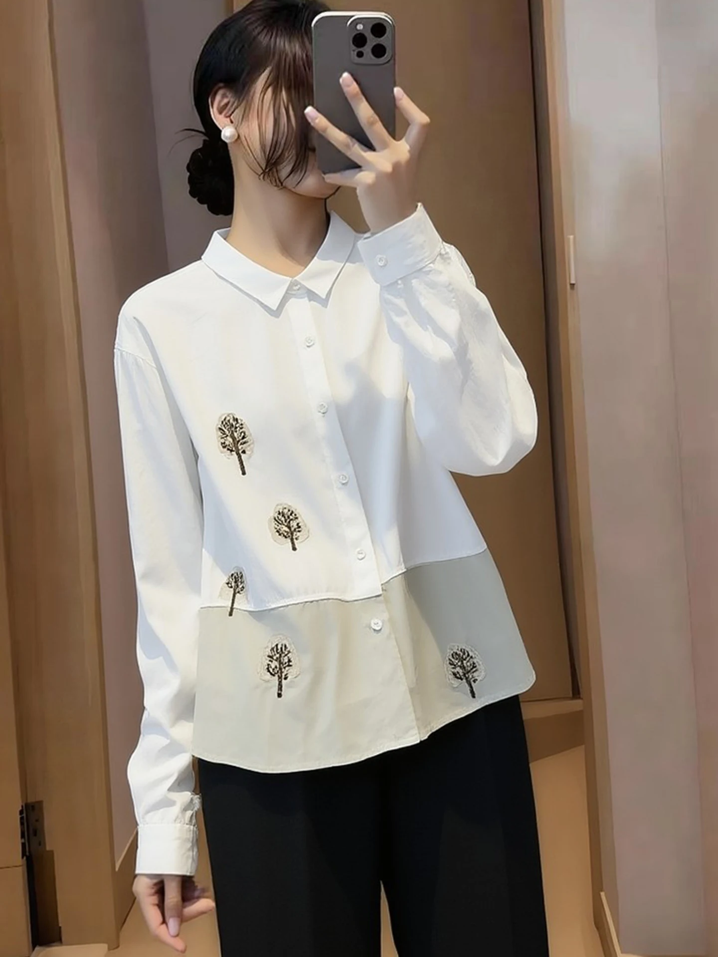 

Elegant Long Sleeve Collar Embroidered Shirt Women's Slim Fit Chiffon Top Commute Style Korean Version Spring 2026
