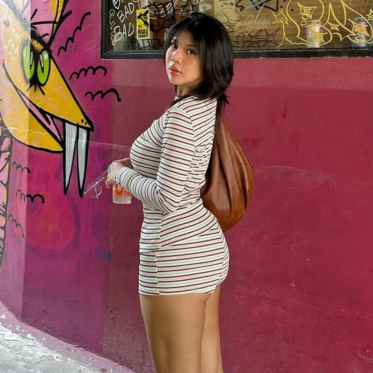 Conjunto corto informal a rayas para primavera y verano, conjunto de 2 piezas de estilo perezoso, Top de manga larga con cuello redondo, pantalones cortos, conjunto de dos piezas