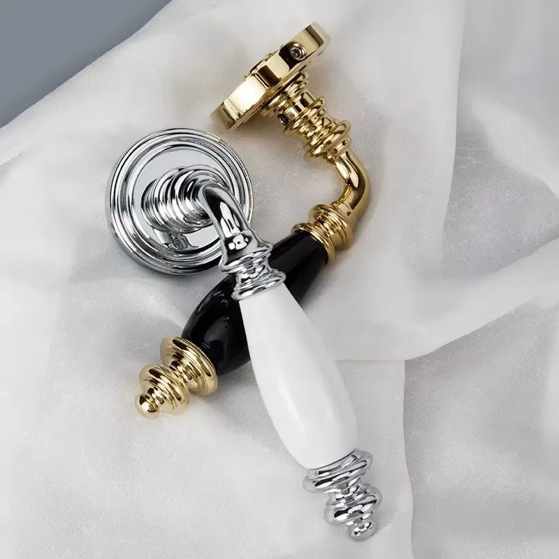 Hot Sale Brass Ceramic Mute Magnetic Interior Door Handle Set for Wooden Doors