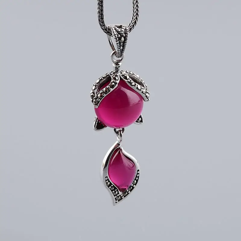 

925 Silver Processed HOT PINK Corundum Red Zircon Pendants for Women Vintage Marcasite Fox Necklaces Thai Silver Animal NO Chain