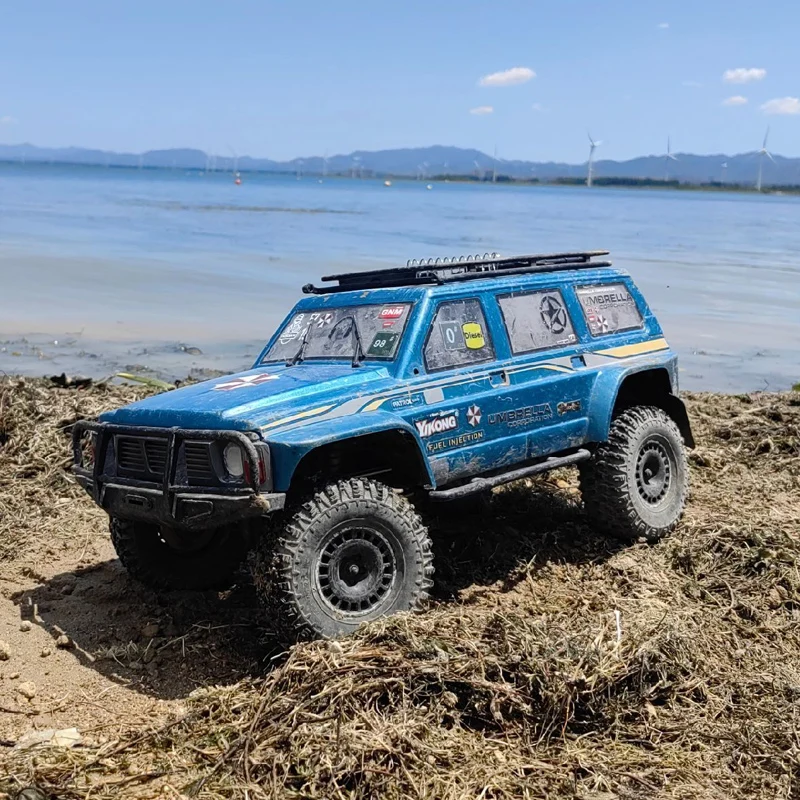 Voiture d'escalade télécommandée 1:10 YK4107, verrouillage différentiel 4WD, fonction de rotation du réservoir, lumières entièrement télécommandées, modèle de Simulation