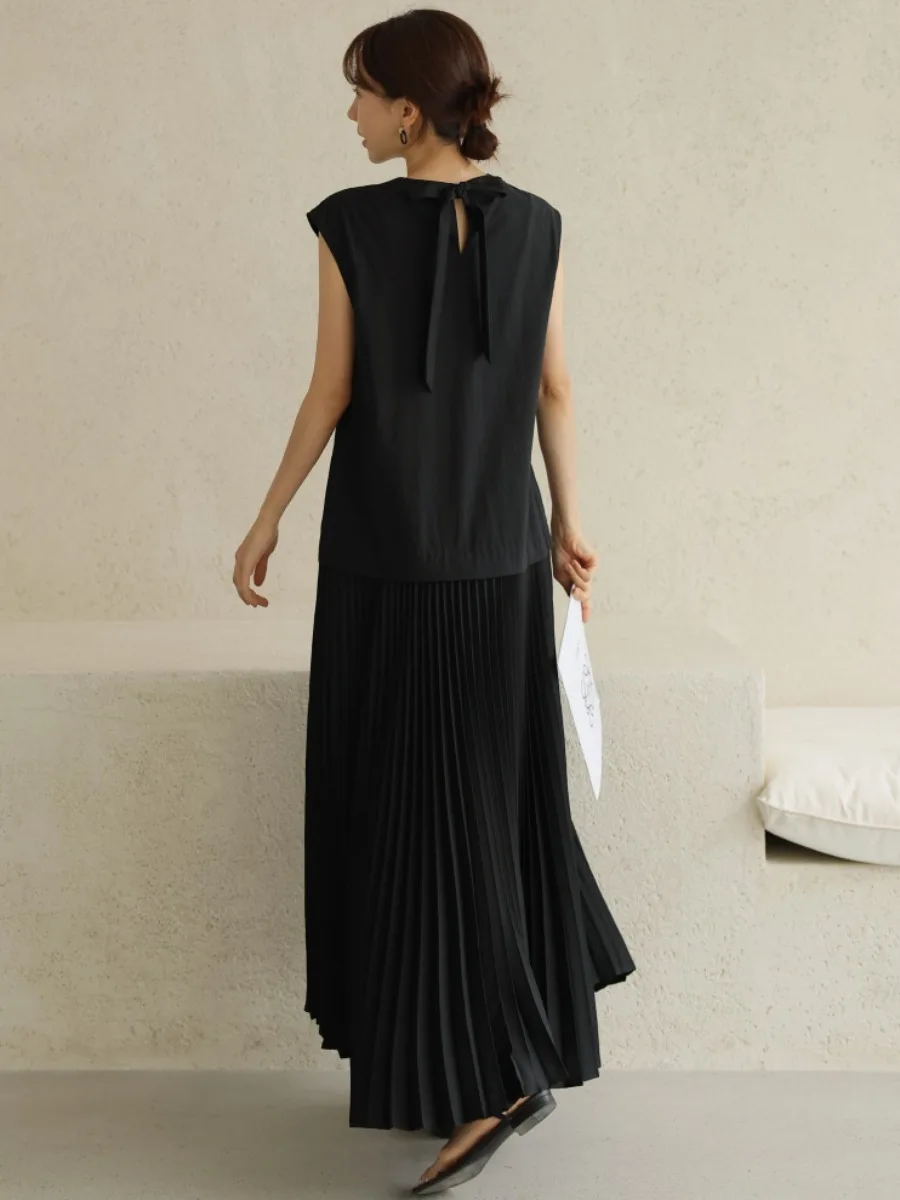 Chic Summer High-End round Neck Back Strap Splicing Pleated Design Vest Dress Women\'s Fashionable Commute Style All-Season Dress
