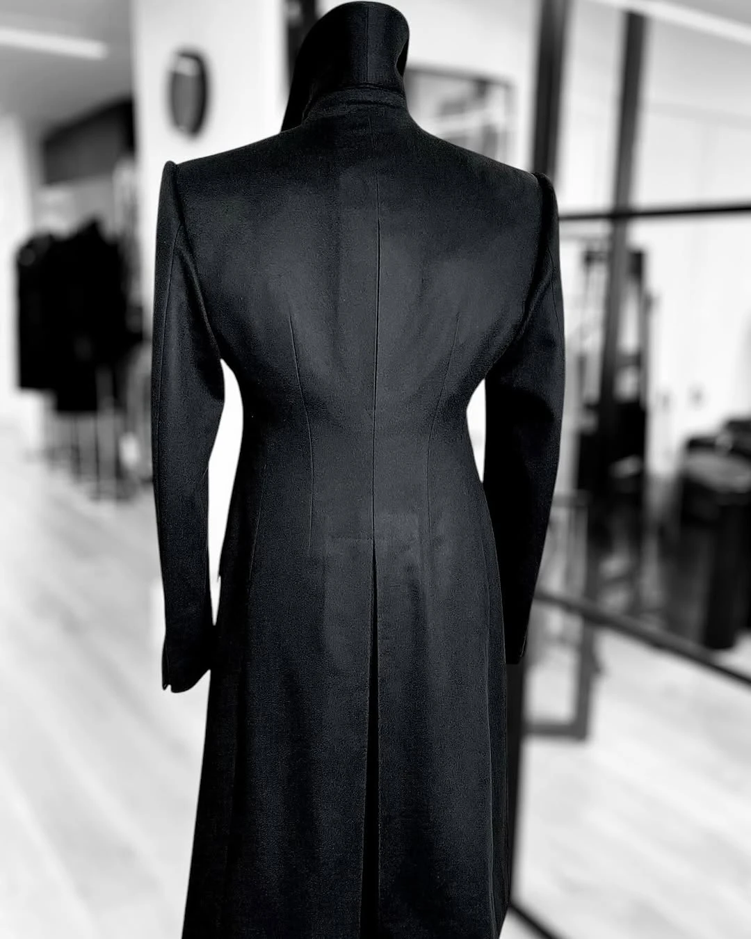 Fashion Woolen Blend Coat Men Black Over Jacket Overcoat Double Breasted Long Plus Size Warm Formal Business Costume Customized