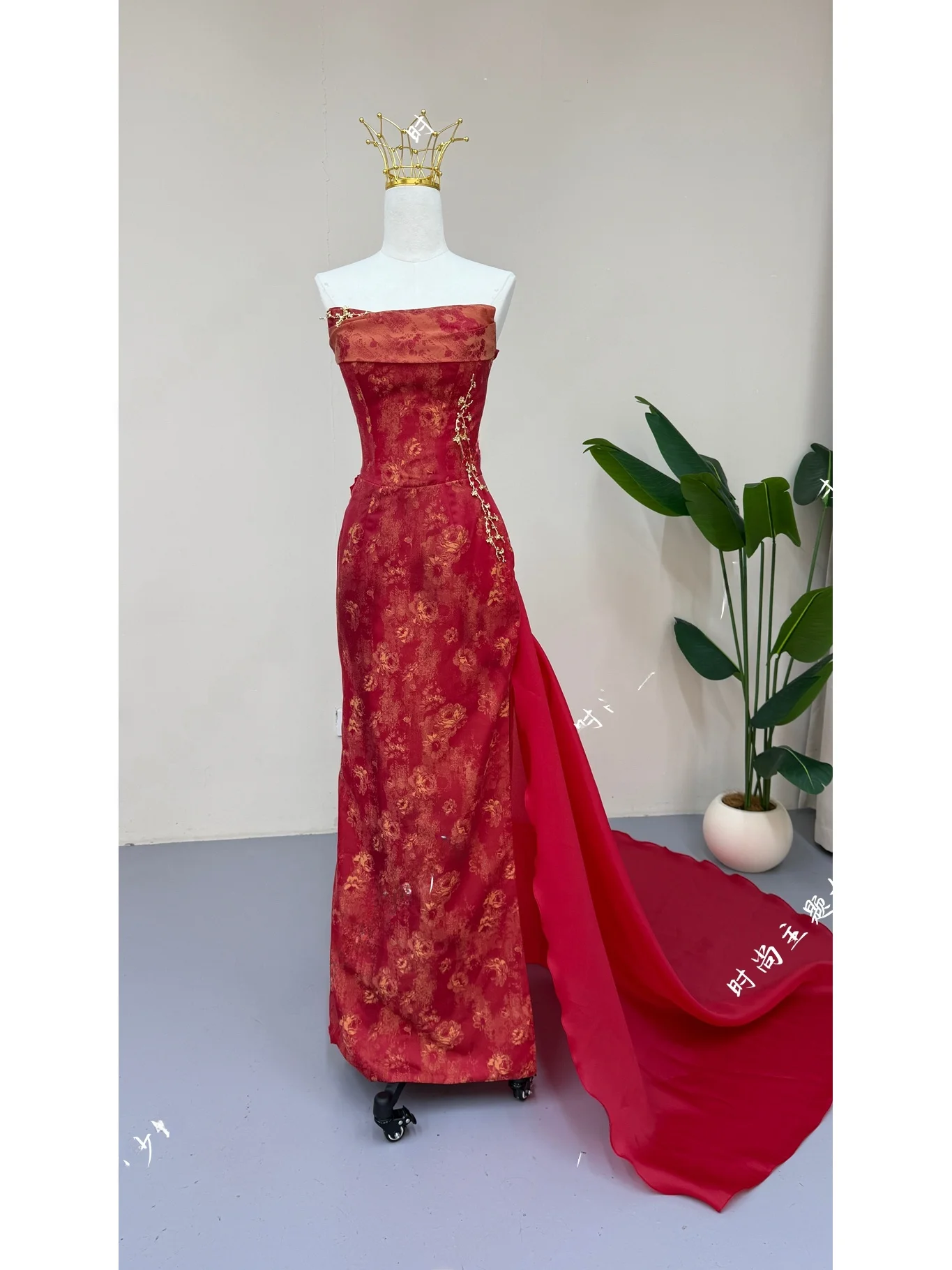 

Новая свадебная фата 2026 года в стиле «рыбий хвост» для церемоний на открытом воздухе, в саду, для путешествий и фотосессий, легкая, красная, ретро, кружевная, на заказ