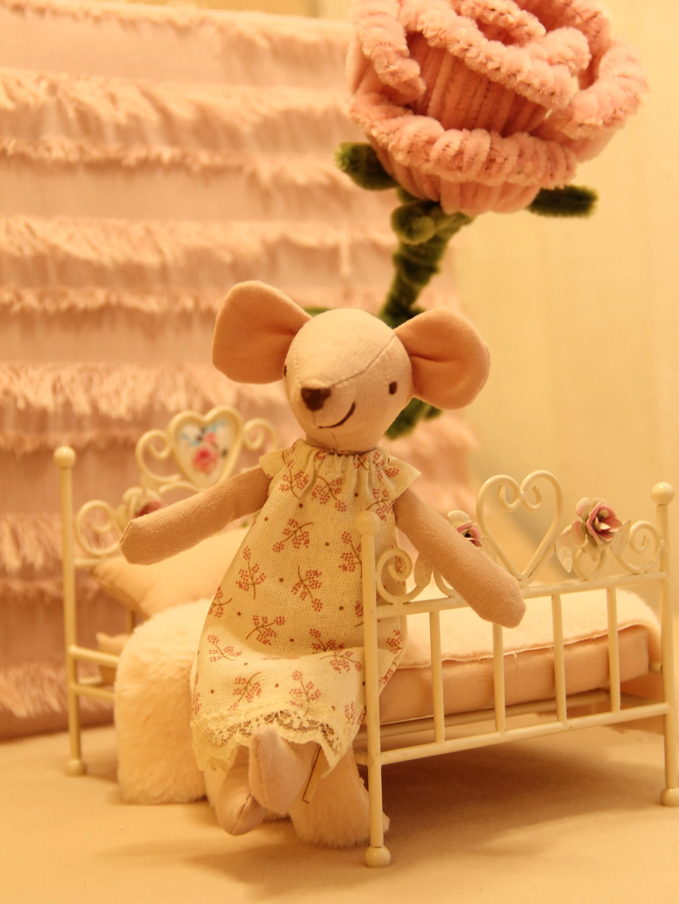 H-13Cm Changeable Mouse with Floral Dress Suitable for Dollhouse Accessories Suitable for Children's Day Gifts and Birthday Gift