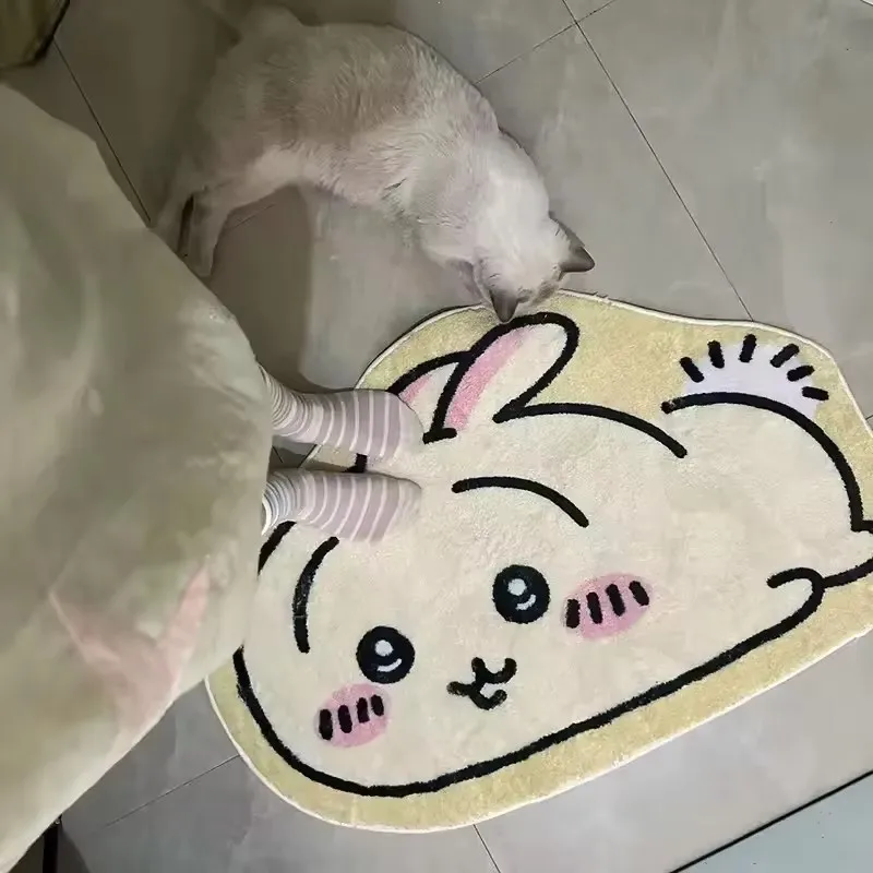 Alfombra de dibujos animados de Chiikawa, alfombra de felpa de Hachiware Usagi, alfombra antideslizante para baño, cojín para coche, decoración suave para sala de estar, 2026