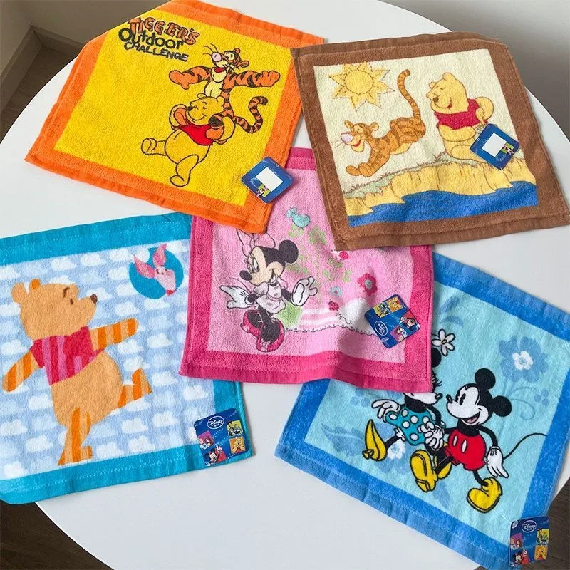 

Disney 30*30cm Towel Mickey Winnie Cartoon Face Towel Handkerchief Kindergarten Wipe Baby Square Skin Friendly Soft Fabric Gift