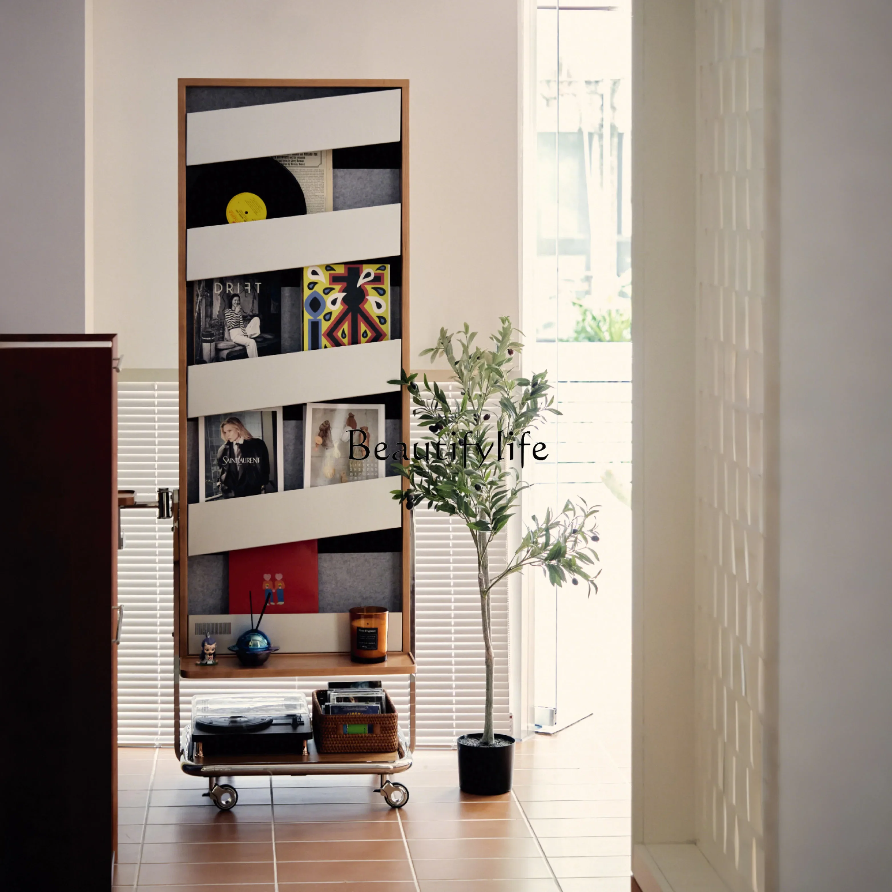 

ls 27Gallery Frame Mobile Full Body Mirror Medieval Object Display Magazine Bookshelf