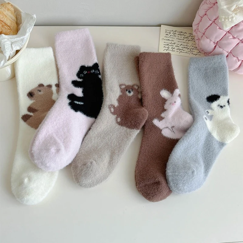 1/5 Paar atmungsaktive, warme, schweißabsorbierende mittellange Damensocken, verdickte, süße, einfache Freizeitsocken für Herbst und Winter