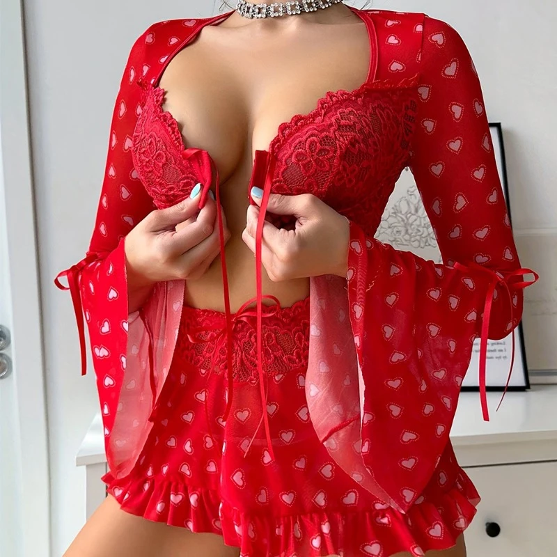 Conjunto erótico Sexy de 3 piezas, lencería Sexy transparente para mujer, sujetador de amor rojo, falda de encaje fruncida de retazos de malla, Tanga, traje Sexy nuevo