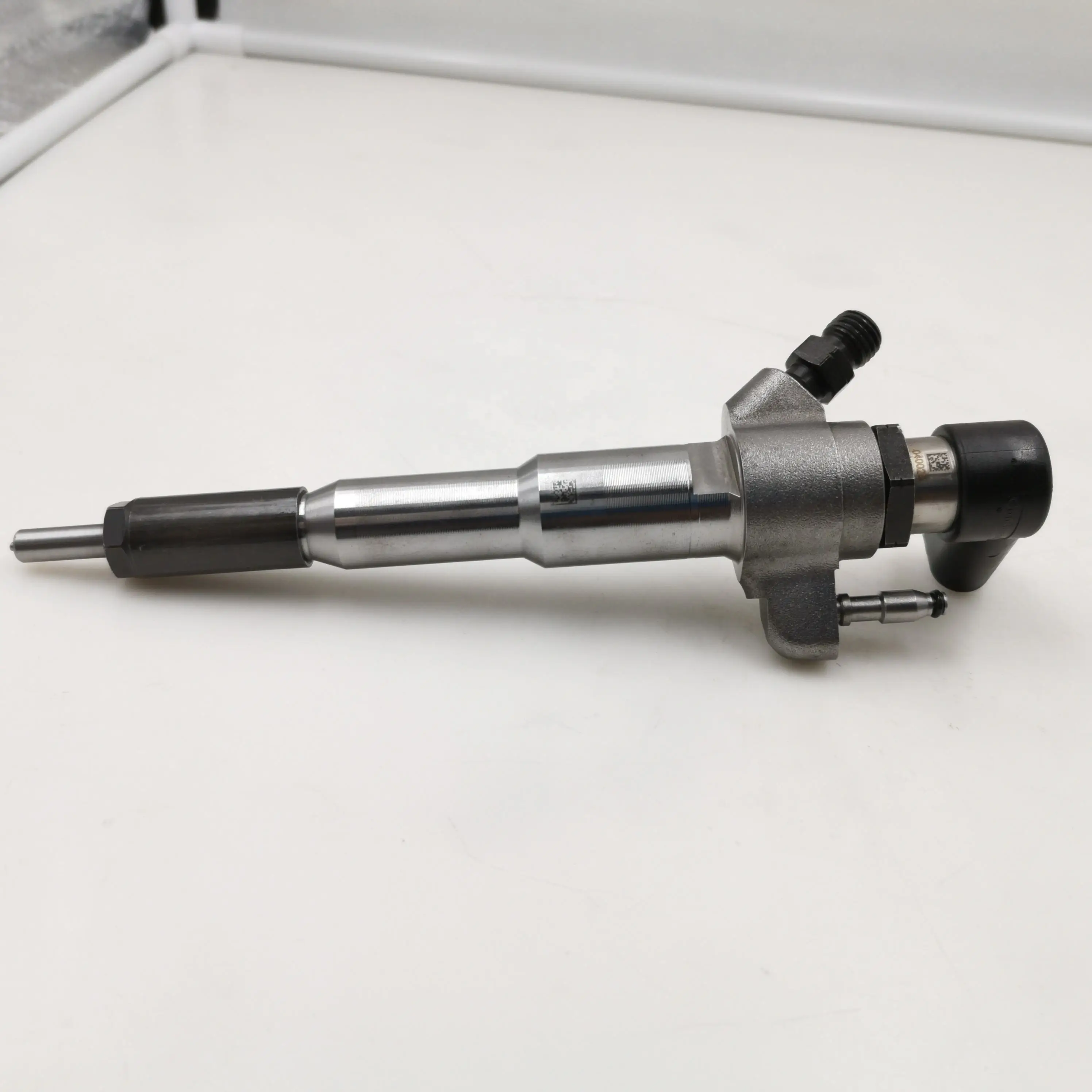 

Fuel Injector 166000372R for Renault Nv400 Movano 2 Master 3 166000372R