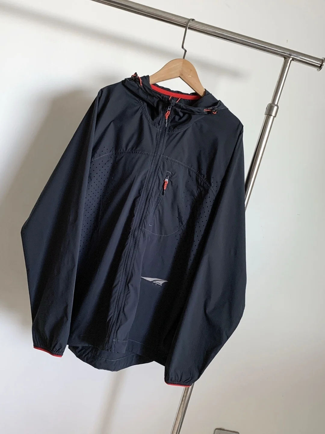 Outdoor Running Casual Reflective Breathable Quick Dry Mesh Splicing Jacket Mountain Series Standard Fit Zipper Closure Coat