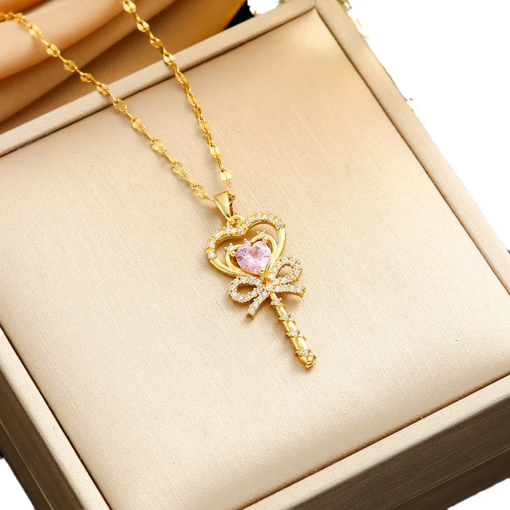 Милая девушка, стиль тяжелой промышленности, цепочка на ключицу, светлое роскошное ожерелье с волшебной палочкой в форме сердца с розовыми бриллиантами