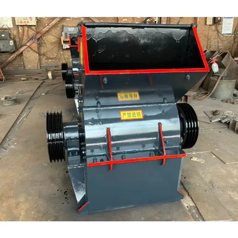 

【Best-selling】Portable Mini Mobile Hammer Crusher for Gold Ore & Rock Engine Powered Mobile Stone Crusher for Mining