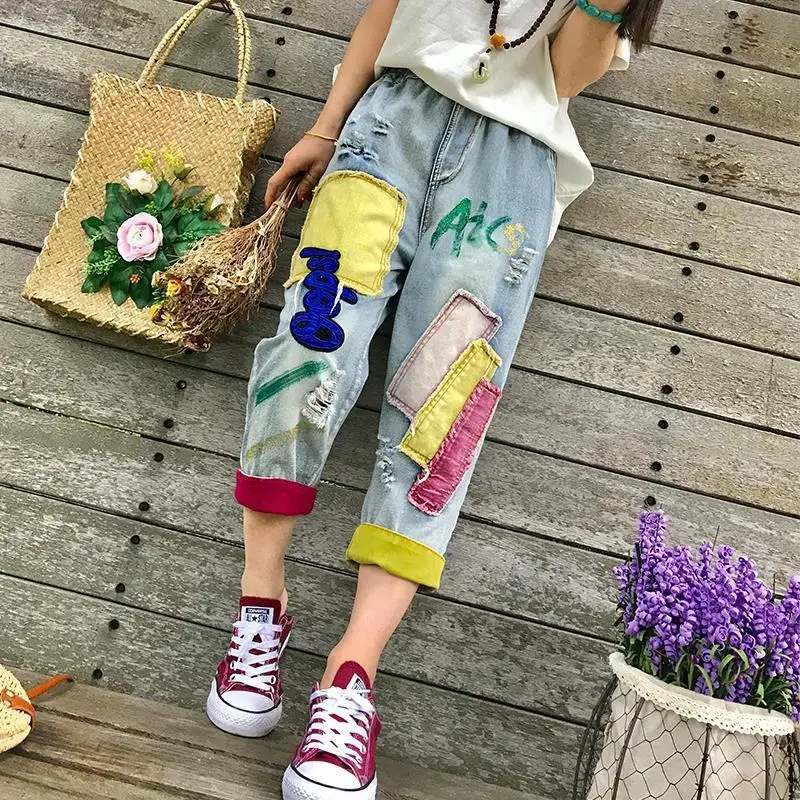 Retro patchwork embroidered elastic waist ripped jeans women fashion contrasting colors loose fit summer nine cropped pants