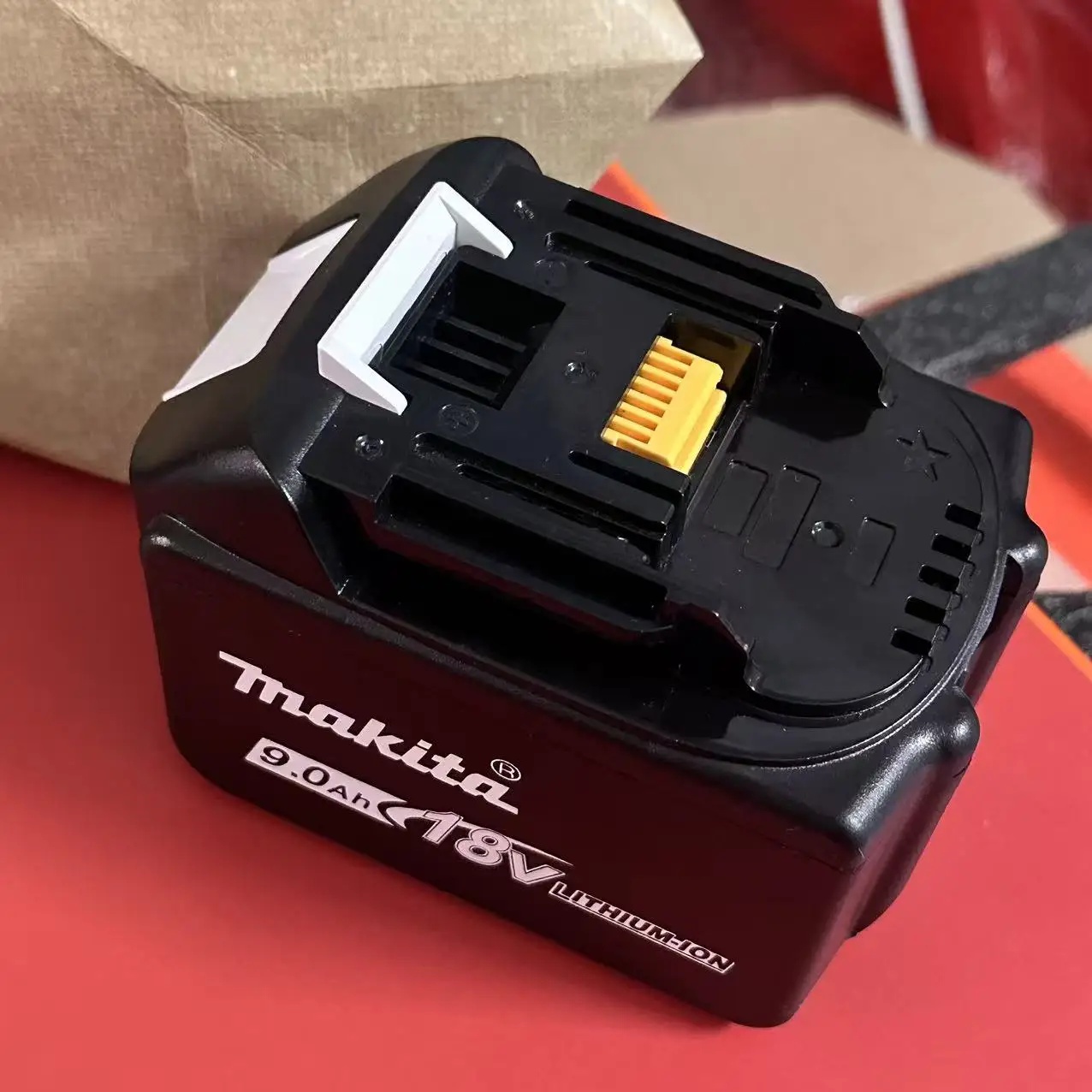 

Makita Original 18V 5Ah 3Ah 9Ah 6Ah Li-Ion Rechargeable Battery 18v drill Replacement Batteries BL1850 BL1860B BL1830 BL1840 New