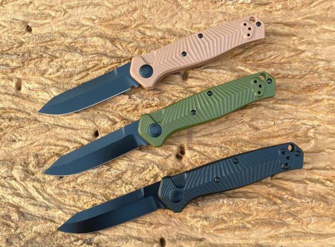 

Butterfly BM8551BK Pocket Knife 440C Blade Fiberglass Handle Single Action Tactical Hunting Camping EDC Survival Tool Knives