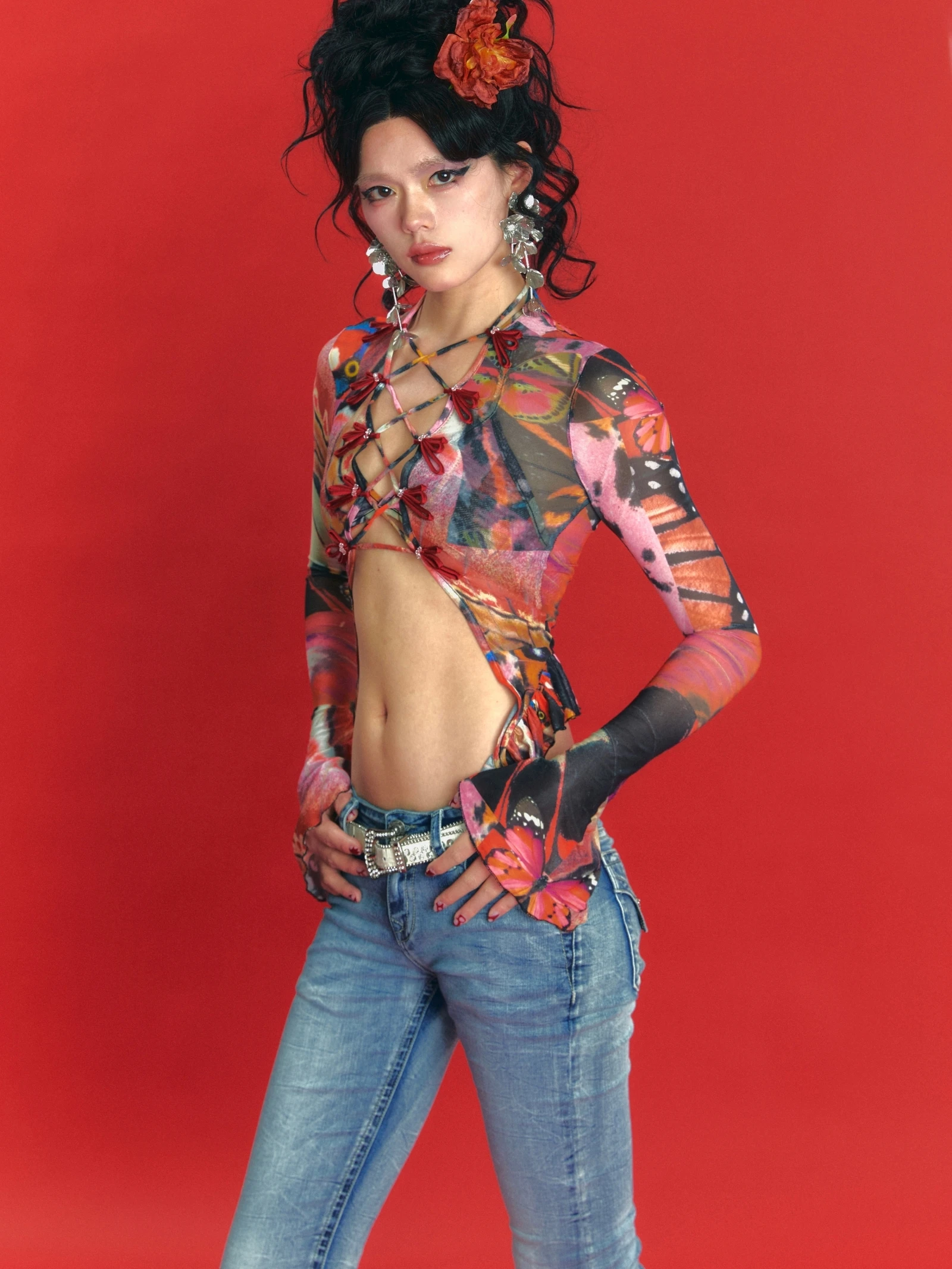 

Оригинальный дизайн Fuguen HuKim: Женский кружевной топ с завязками и поясом, короткий, с длинными рукавами, лето 2024