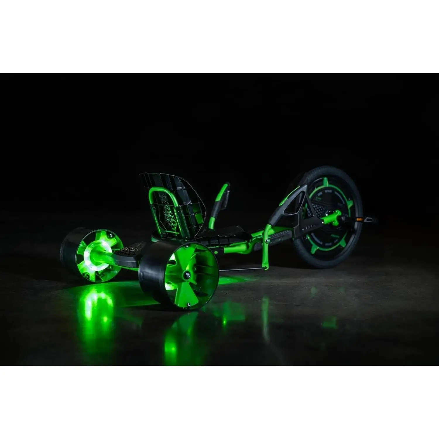 Trike de deriva de 20 polegadas, design ergonômico elegante, assento ajustável, estrutura de aço durável, fácil de operar, trike de deriva para crianças