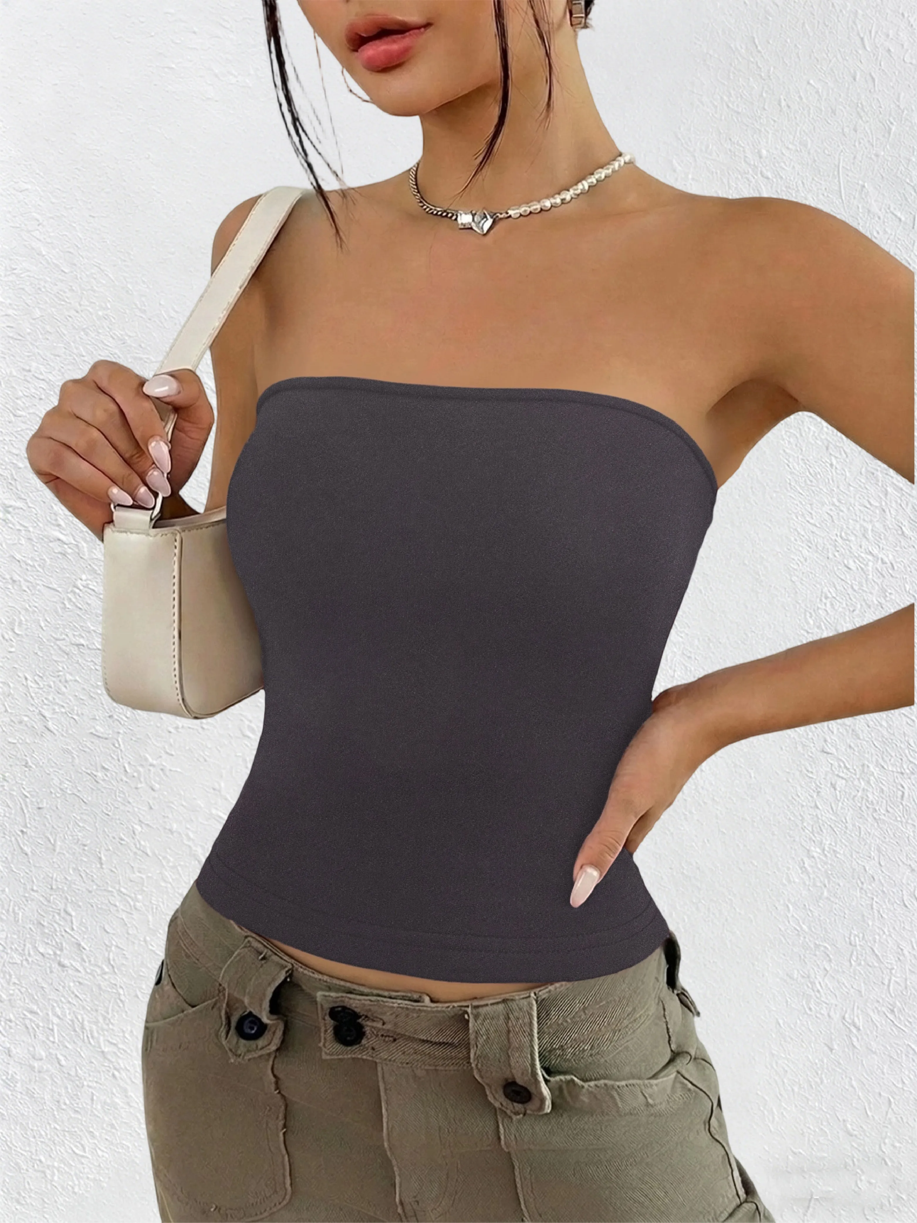 Haut court bandeau sans manches multi-occasions, mini-top extensible simple pour les courses et les rencontres décontractées entre amis