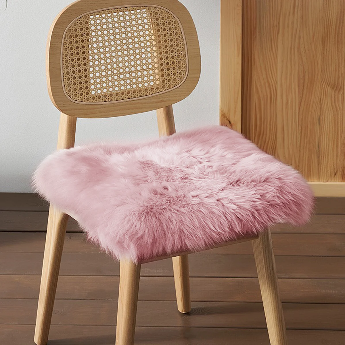 1 stücke Nachahmung Wolle rosa Plüsch quadratisches Sitzkissen, Autos itz kissen weich, flauschig, rutsch fest, faltbar, wasch bar