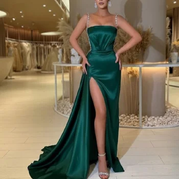 Il più nuovo abito lungo da ba...