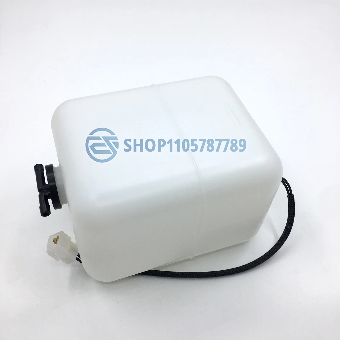 Excavator Parts Sub Tank Spare Jugs Auxiliary Water Bottle Spare Water Bottle for HD520 HD700 HD820 HD1430