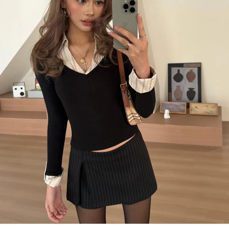 Low Waist Suit Style Striped  Skirt Women's 2026 Collection Double Layered Slim Fit Butt Hugging Split Design Casual Skirt
