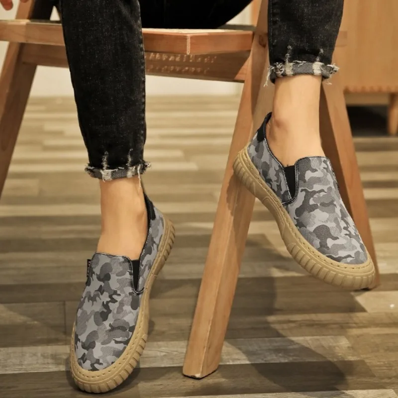 Summer Camouflage Canvas Men's Casual Shoes Men's Sneakers Slip-On Lazy Sporty Shoes for Man Breathable Round Toe Light Flats
