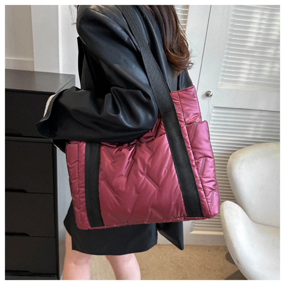 Sac à main fourre-tout matelassé pour femme, grande capacité, moelleux, sac en duvet, solide, document, mode décontractée, initié, hiver, dames, nouveau