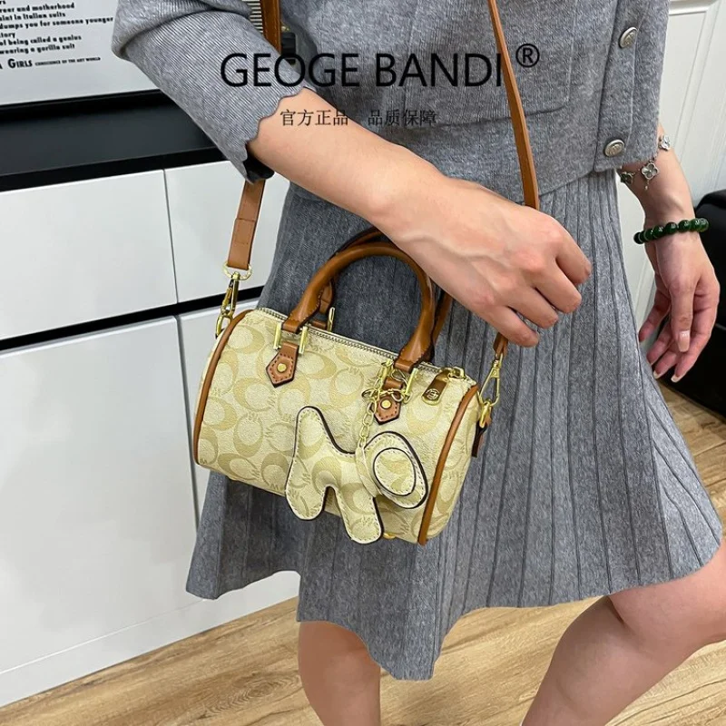 

High-End Women Crossbody Handbag With Detachable Strap For Formal Evening Events And Special Occasions