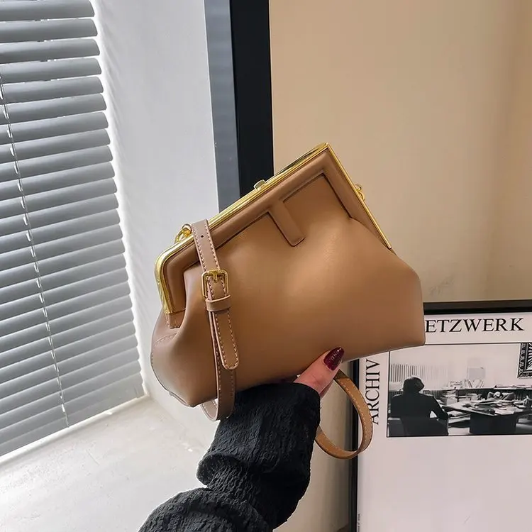 

High-End Women's Tote Bag 2026 New Arrival Luxury Large Capacity Fashion Shoulder Crossbody Bag