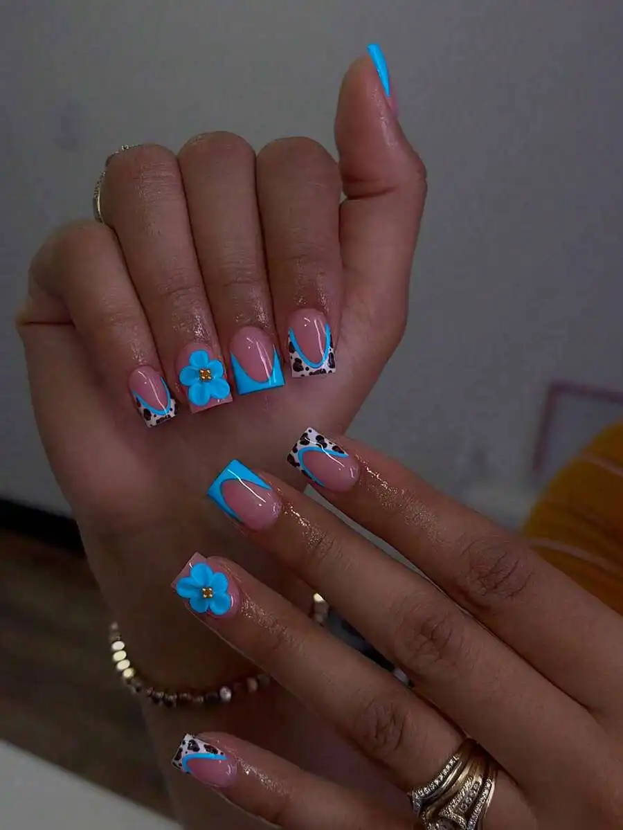 

24pcs Short Square Leopard & Blue French Nail Art Tips, 3D Gel Blue Flower & Gold Pearl Design, Spring & Summer Nail Art, Easy T
