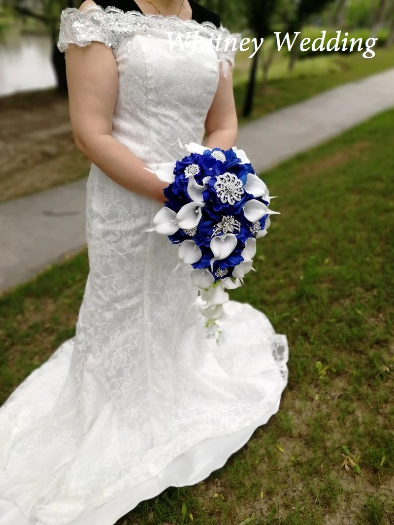 Cascata Royal Blue Wedding Flowers Bouquet da sposa perle artificiali Bouquet da sposa in cristallo Bouquet De Mariage Rose