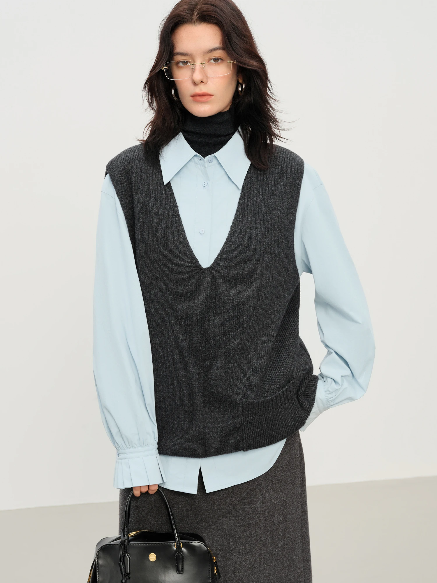 FSLE Autumn Oversized V-Neck Knit Vest for Women 2025 Winter New Sleeveless Pullover Slimming Layering Piece Loose Fit Tank Top