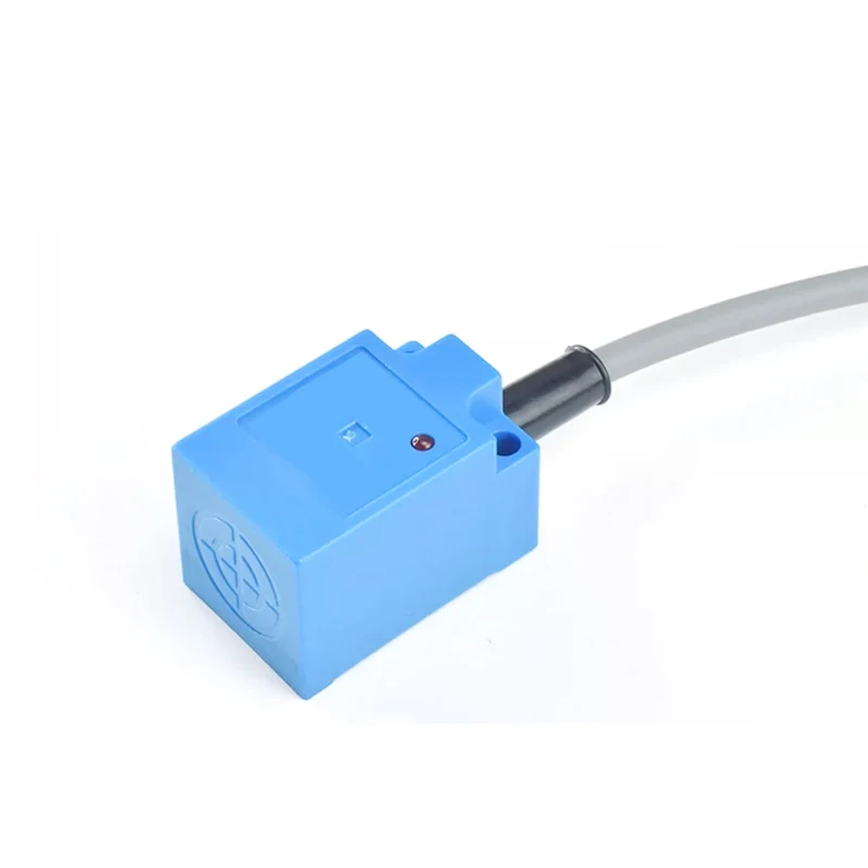10mm Range Inductive Proximity Sensors DC10-30V 3-Wires Rectangular NPN PNP NO.NC,