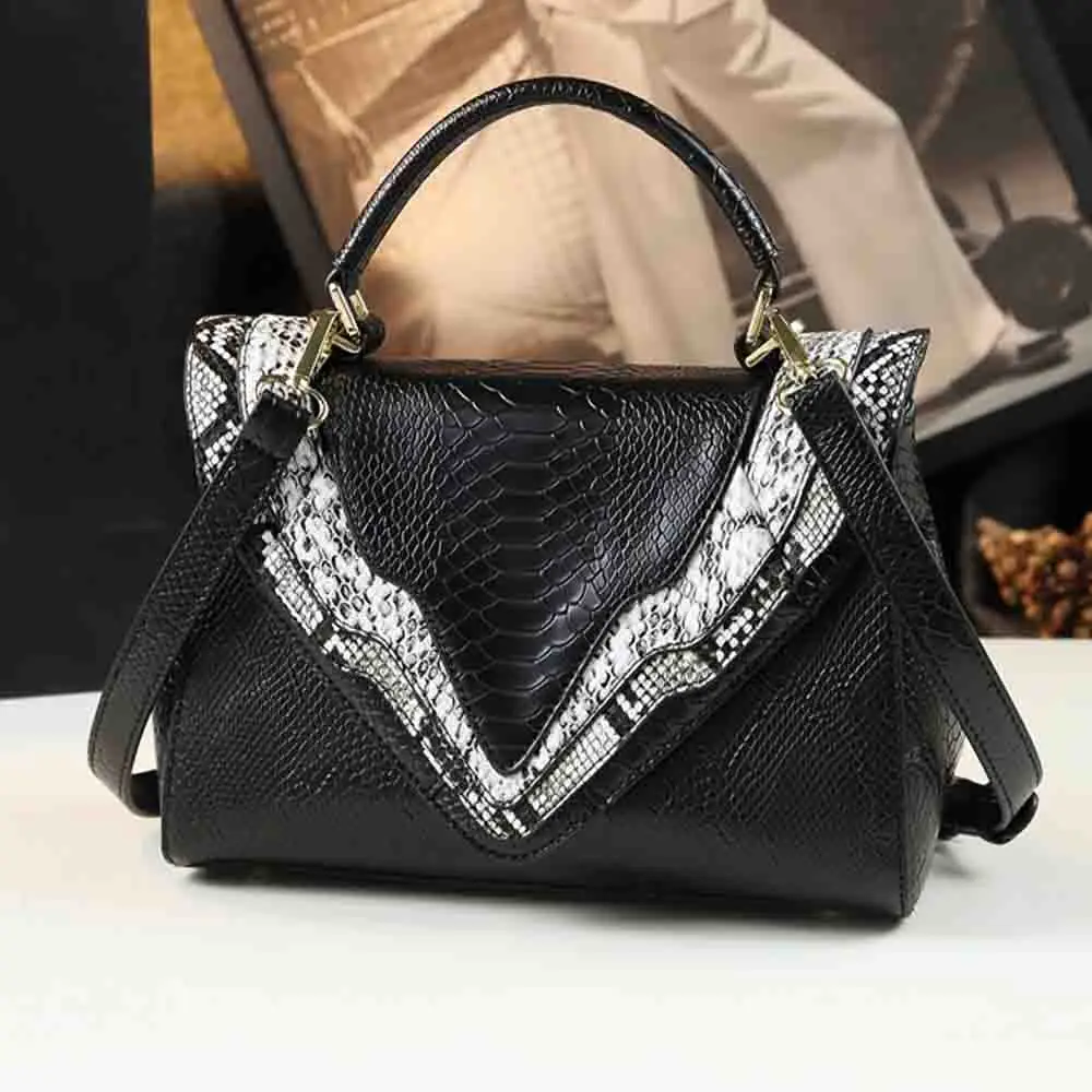 

2023 New Noble Women Handbag High Quality Snake Texture Top Handle Bag Cross Body Chic Lady Dinner Party Elegant Sac A Mian